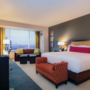 Grand King Room